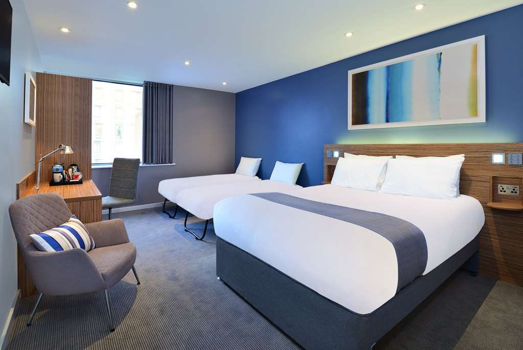Travelodge Airport 3* Londra